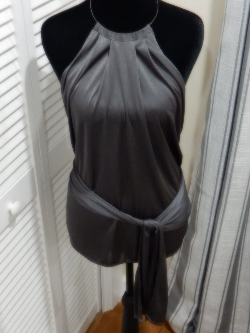 Jodi B Wise Silk Elegant Open Back Halter Top Sz Med